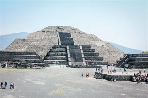 Sự Kiện Vụ Nổi Loạn Teotihuacan Vào Thế Kỷ thứ 5 ở Mexico: Cuộc Cách Mạng Chống Bóc Lột và Sự Trỗi Dậy của Những Thành Nhà Nước Mới